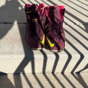 🔴Lebron James Sneakers 🔴